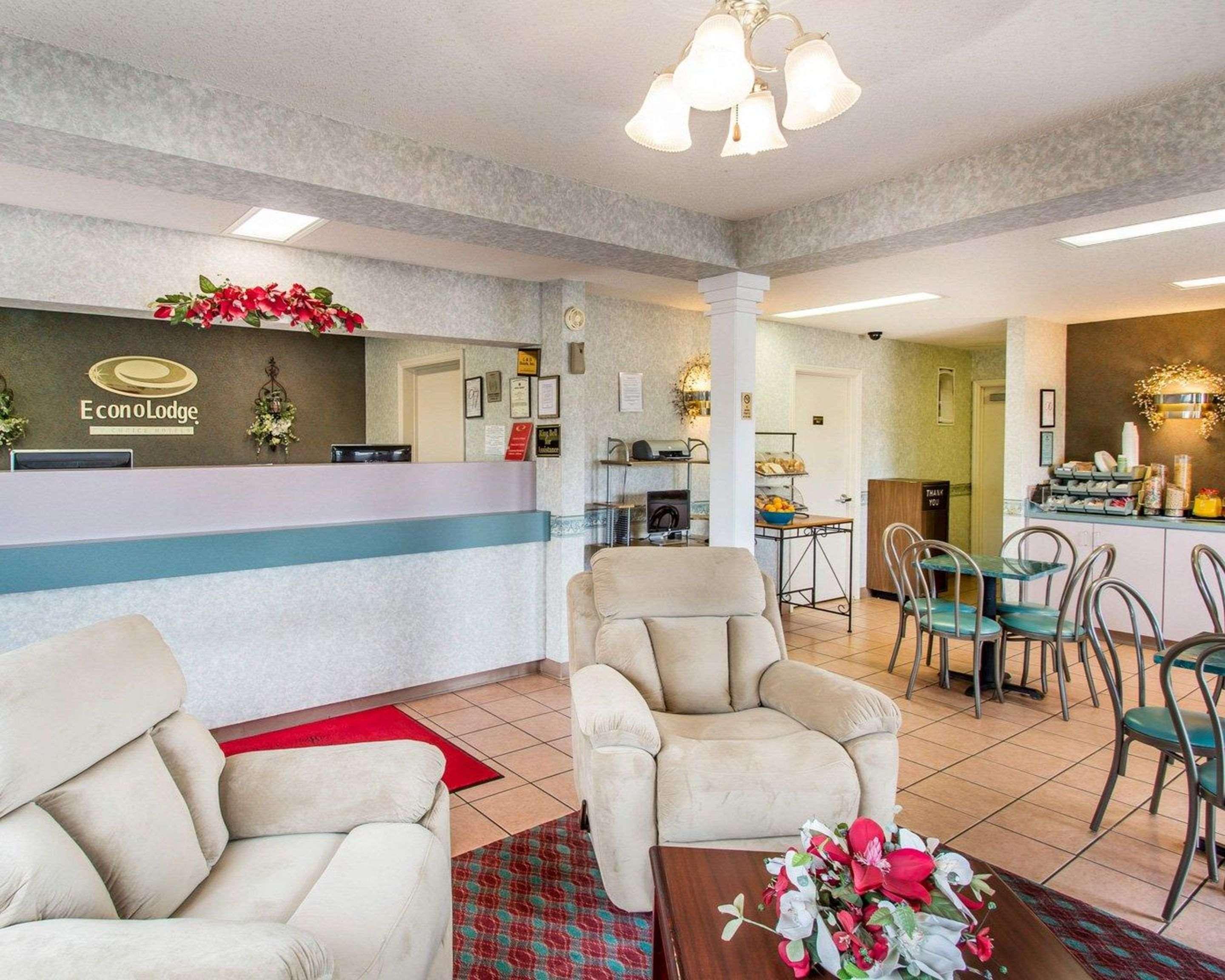 Econo Lodge Dothan Luaran gambar
